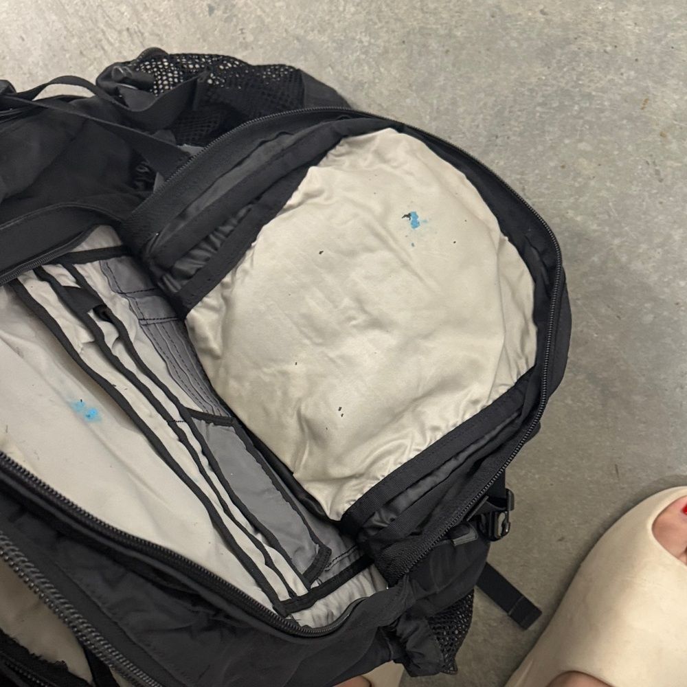 The North Face Recon Backpack in Black - Picture 4 of 4